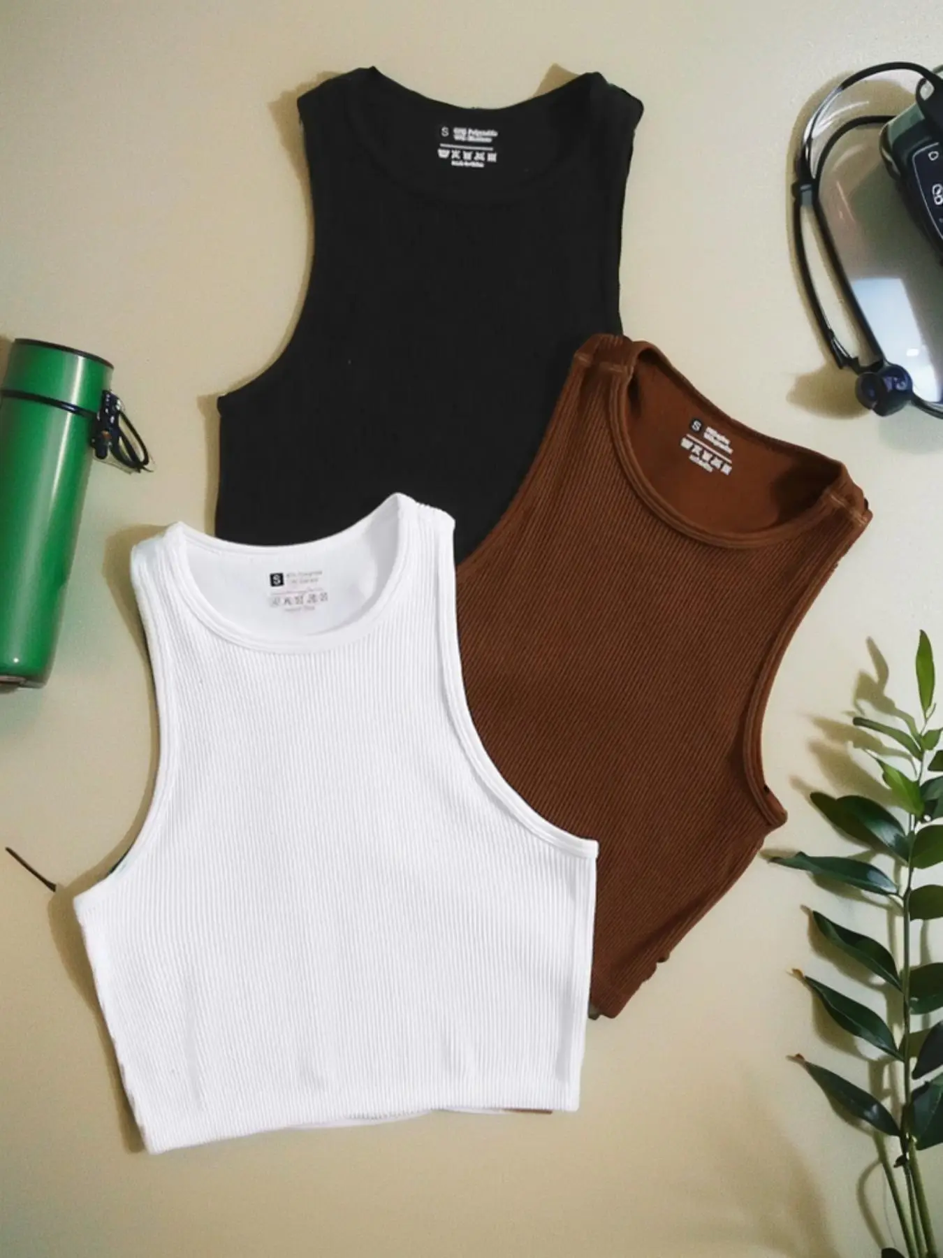 Women's Plain Round Neck Sports Vest, Casual Comfy Crew Neck Crop Tank Top, Summer Outfits 2024, Sportswear Clothing for Indoor