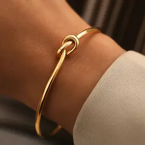 Knot Bangle - Simple Design with Colorful Knot for Versatile Wear