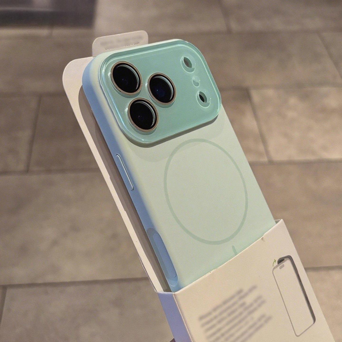 New Apple iPhone 17 Pro Max Case Liquid Silicone Full Coverage, Magnetic Charging Compatible, Soft Protective Phone Cover, Shockproof Phone Cover