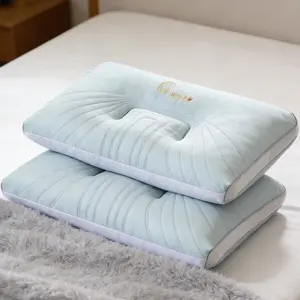 Cooling silk pillowcase, skin-hugging fit, alleviates stiff neck tension, smooth and wrinkle-free