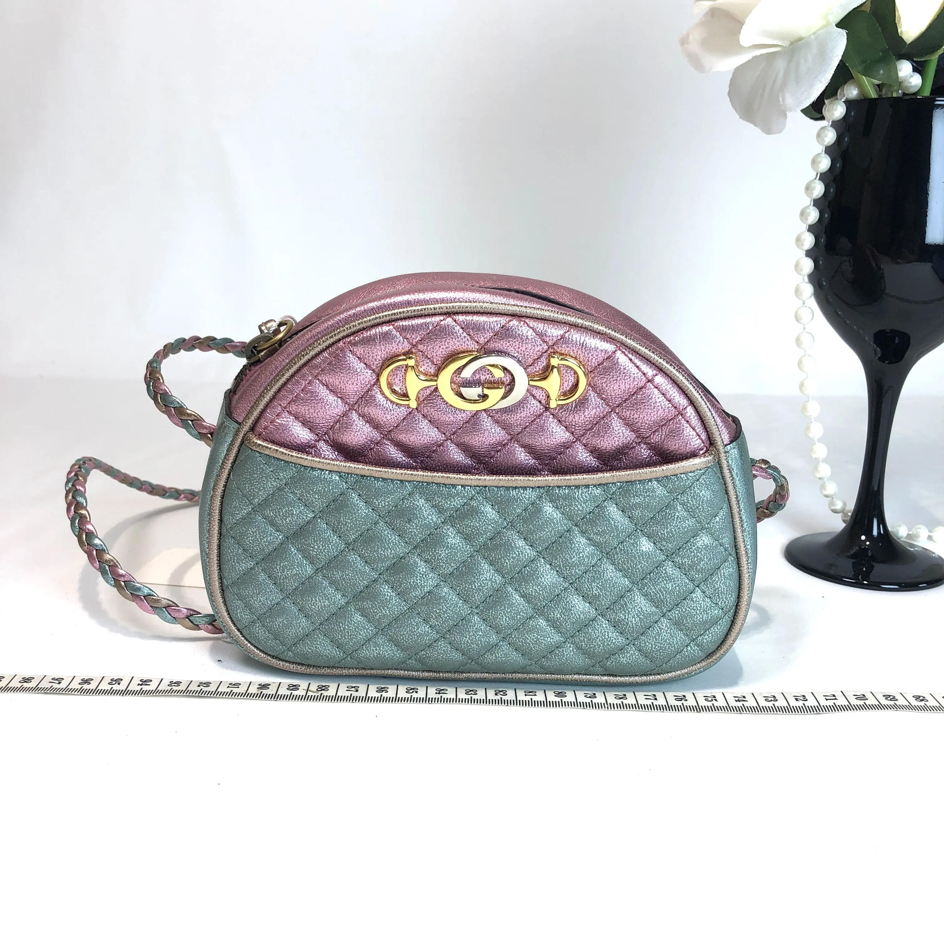 Pre-owned GUCCI leather Crossbody Bags Iridescent Two Tone Horsebit Quilted Crossbody Bag 699156