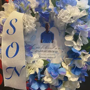 Handcrafted Memorial Wreath with Daisies