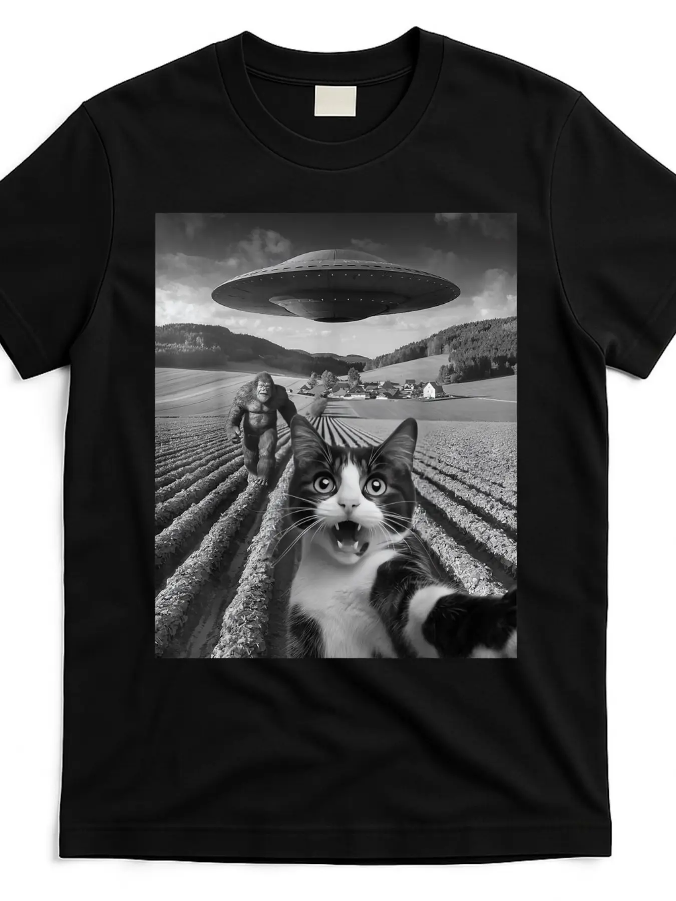 Men's Funny Alien UFO Cat Selfie T-Shirt - Retro C unisex soft cotton short sleeve t shirt, vintage graphic casual tee for men women teens, perfect birthday holiday gift for camping travel gym daily street  wear
