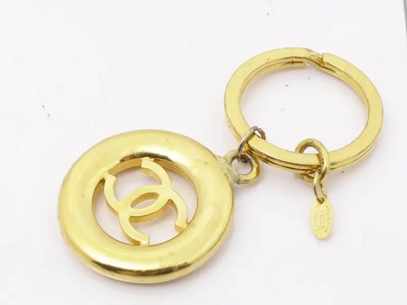 Pre-owned CHANEL Other Other gold tone CC logo turnlock keychain 11621431493/831192