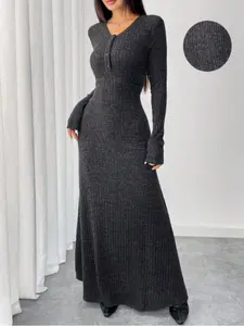Elegant Style Spring Women's V-Neck Long Sleeve Basic Sweater Dress, Slim Fit Pure Color Knitwear, Fashionable Cross-Border Clothing for Ladies Womenswear Garment