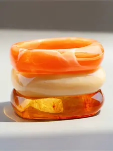 4-Pack New Stylish Simple Asymmetric Geometric Square Resin Amber Orange Render Stackable Bracelets, Suitable for Girlfriends to Wear on Various Occasions Such as Daily Life, Vacations and Parties