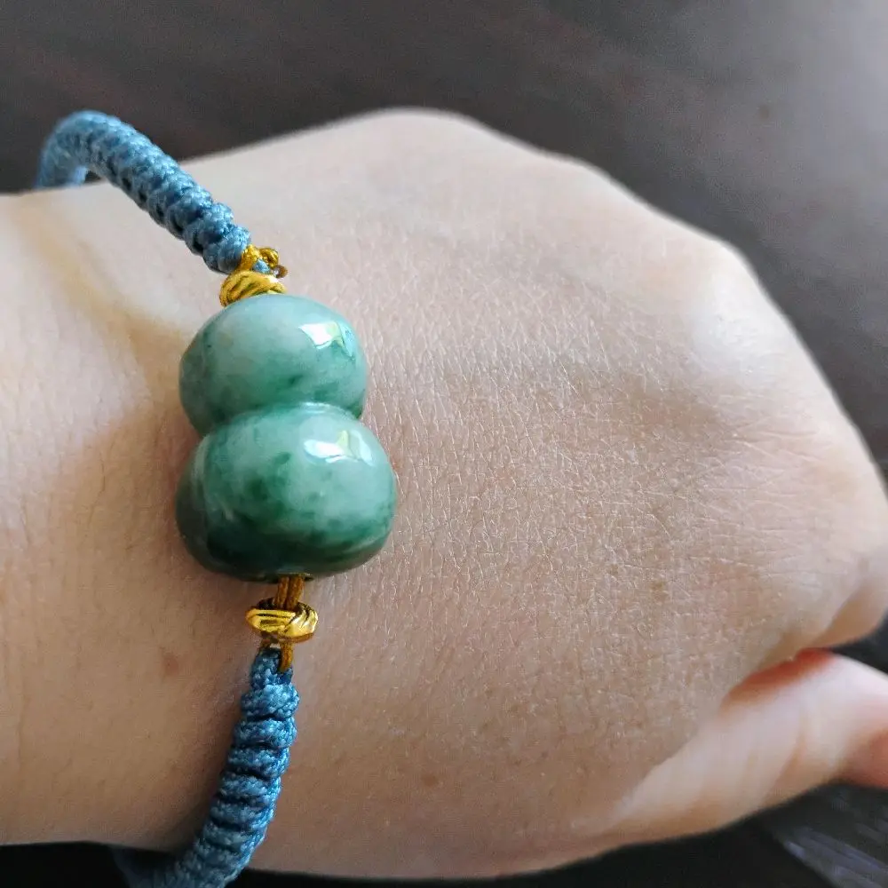 adjustable string bracelet with green jade stone
