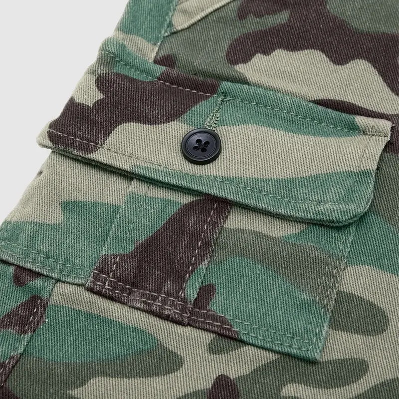 Flamingals Camo Print Roll Hem Flap Pocket Mid Rise Shorts