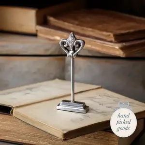 Fleur De Lis Place Card Holder