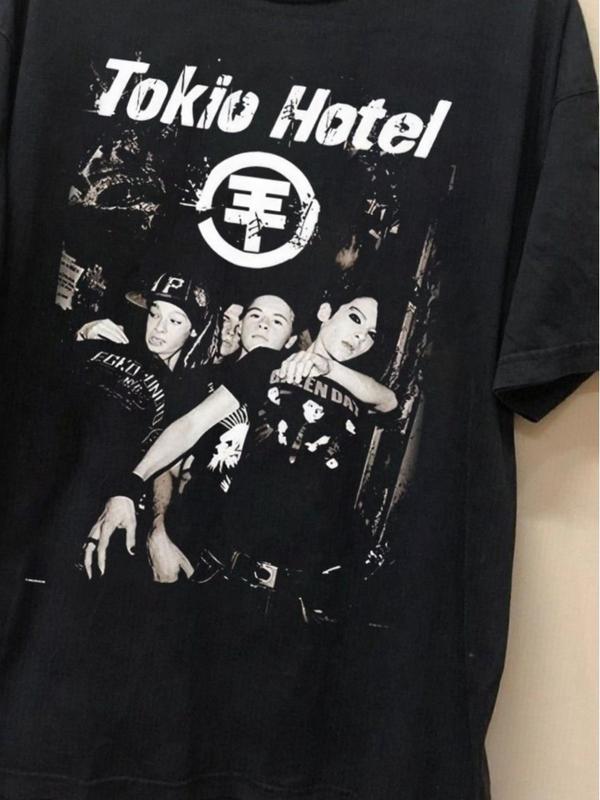 Vintage Tokio Hotel Signatures Music T-shirt