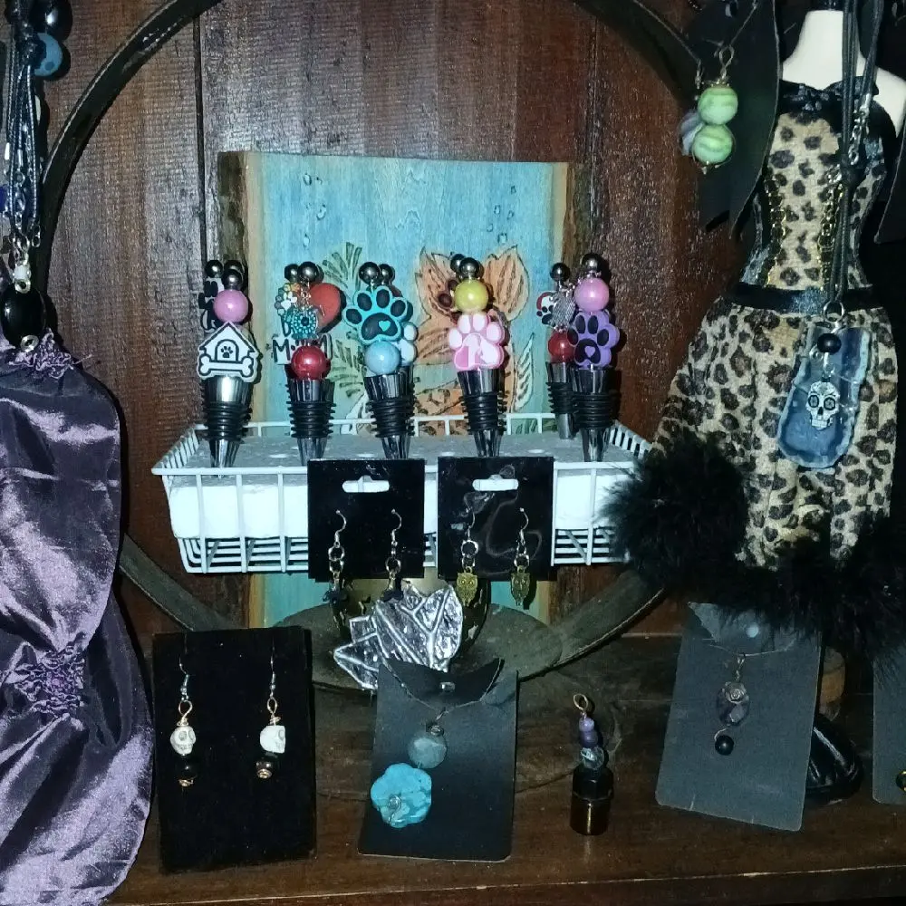 Beaded Winestoppers
