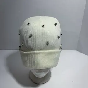 White spikes beanie
