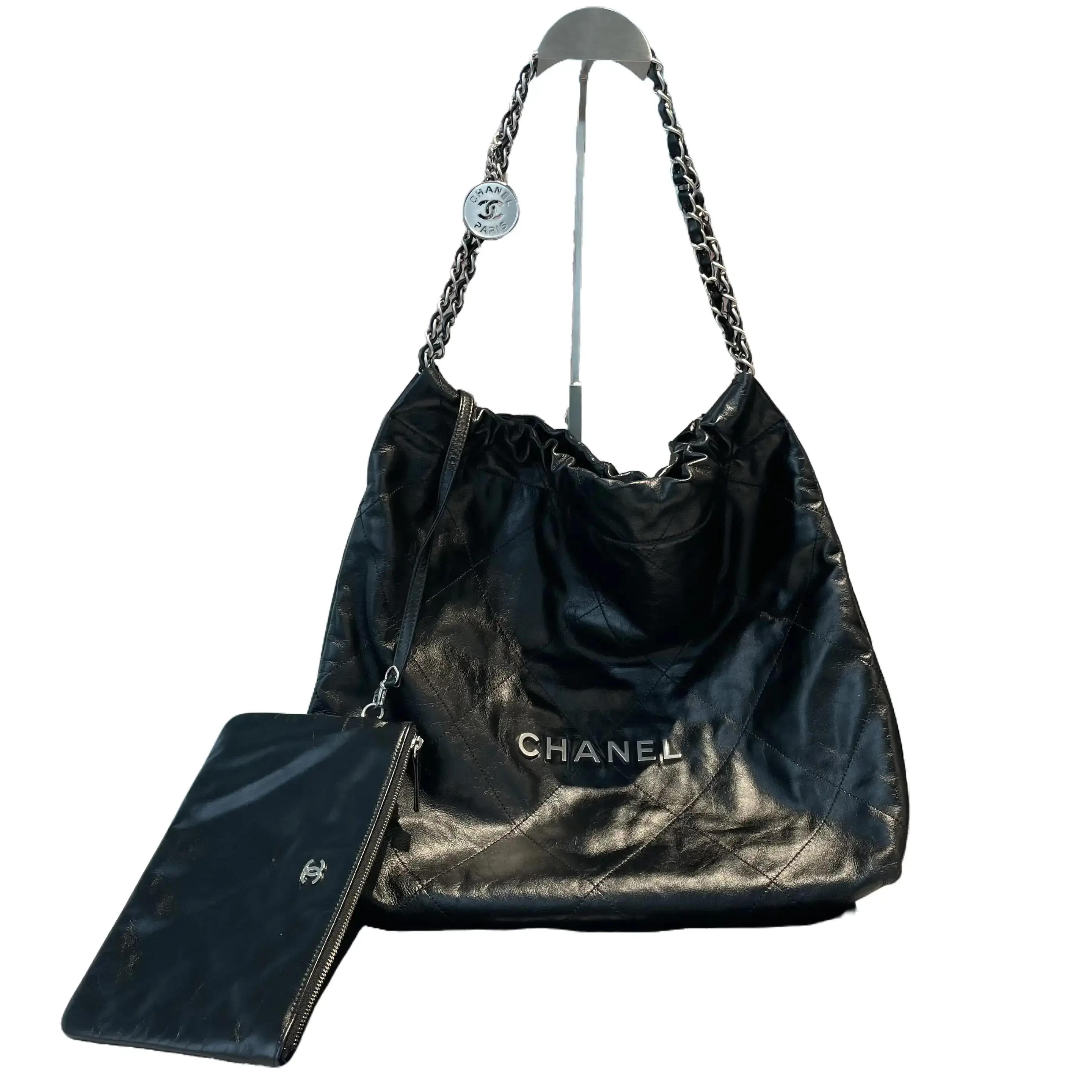 Pre-owned CHANEL 22 Bag PP2YMC05031 Black Calfskin Shoulder Bag