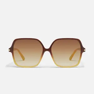 QUAY - PRESS TOUR Square Sunglasses - Classic Oversized Vintage Glam with Elevated Metal Details & Universal Nose Pads