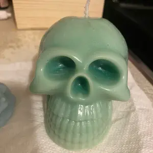 Skull candles