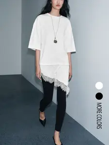 New summer arrival for women: a round-neck, short-sleeved T-shirt with an asymmetrical hem and lace detailing, perfect for everyday wear.