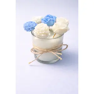Flower Bouquet Candle and candle melts
