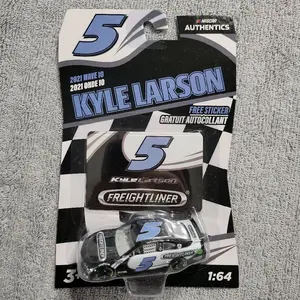 2021 Kyle Larson #5 Freightliner NASCAR 1/64 Diecast Race Car