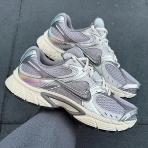 Nike V5 RNR Cement Grey Grey Fog Light Orewood Brown HJ5228-003 Men's Fashion Sneaker New