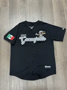 Momias de Guanajuato Jersey - SILVER/NEGRO Classic Design Versatile Layering Option for Fashion Enthusiasts