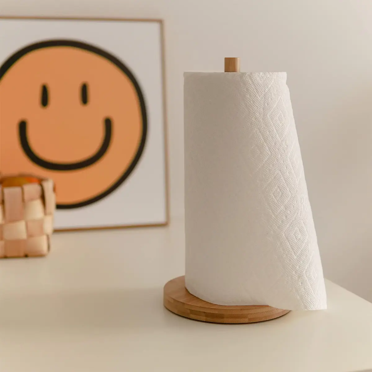 Space-Saving Vertical Paper Towel Holder, Modern Simple Design, Easy Assembly, Ideal for Kitchen Bathroom Office Dining Room, Bathroom Accessories, Bathroom Supplies