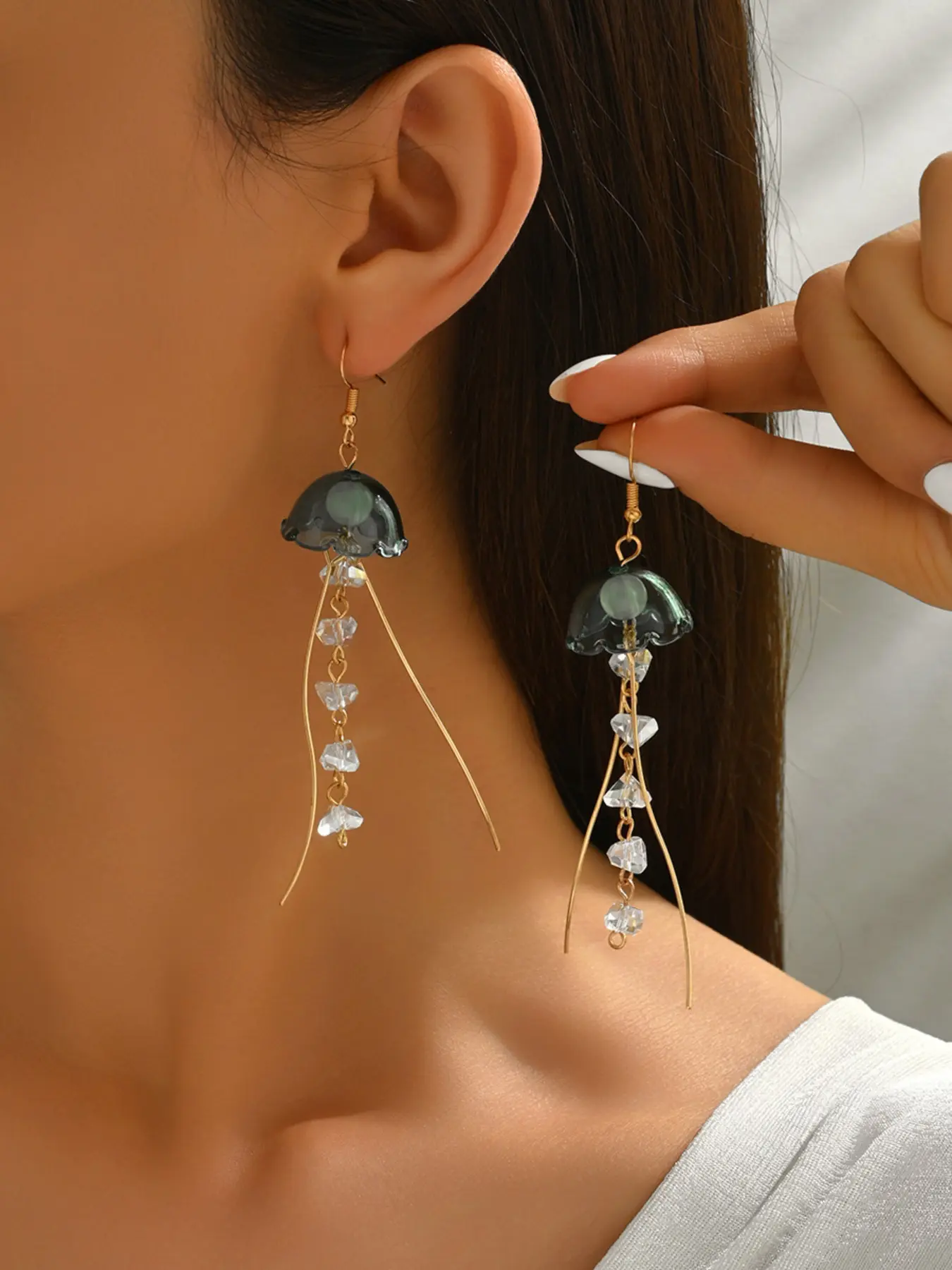 Dreamy Glass Jellyfish Earrings, Crystal Chain Ocean Wind Fringe Earrings, Unique Jewelry for Women, Fashion Accessory, Dangle Earrings, Unique Design Earrings