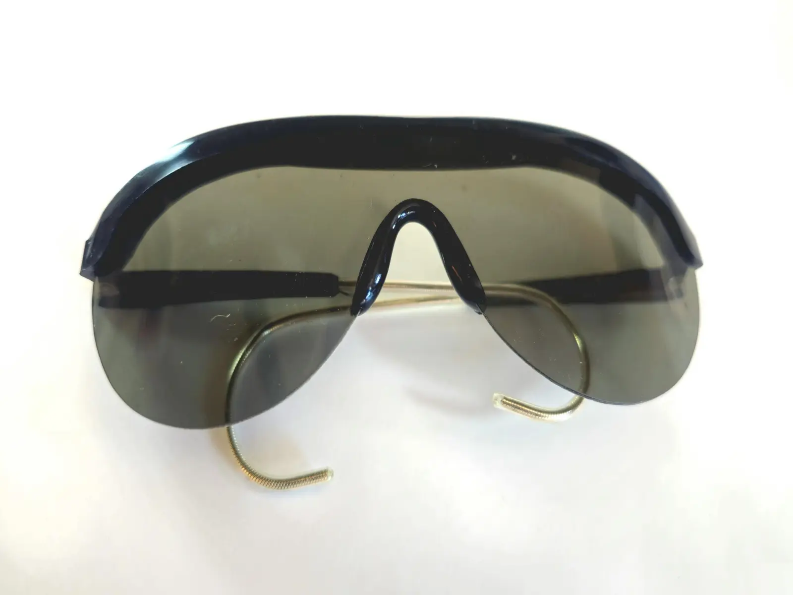 Vintage 1974 U.S. Military Sunglasses - Vietnam War Airforce Pilot Goggles