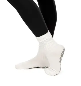 Crew Scrunch- Marshmallow Grip Sock