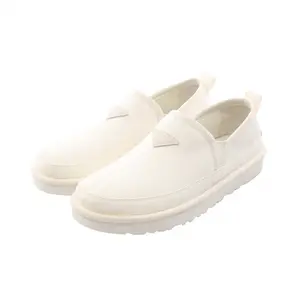 Pre-owned UGG Canvas Small Leather Goods Romeo Loafers
