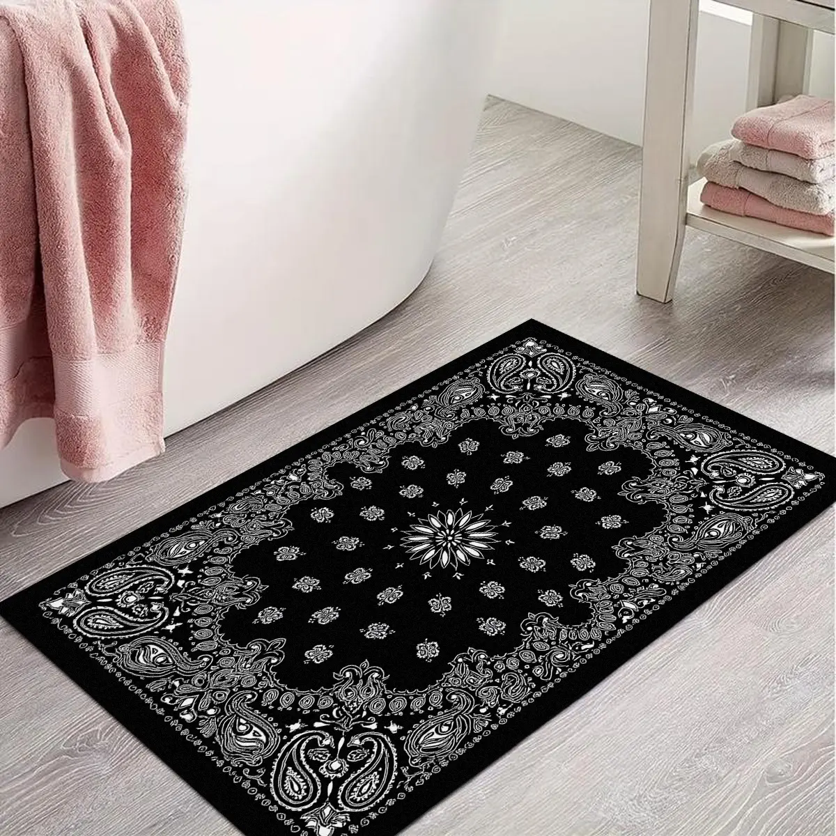 Black paisley Bandana pattern bathroom mat, 1 piece soft and comfortable rug, bathroom non-slip floor mat, bathr area rug, bathroom decorative mat, suitable for home bathroom hotel salon dormitory, bathroom accessories decoration, Bath Mats
