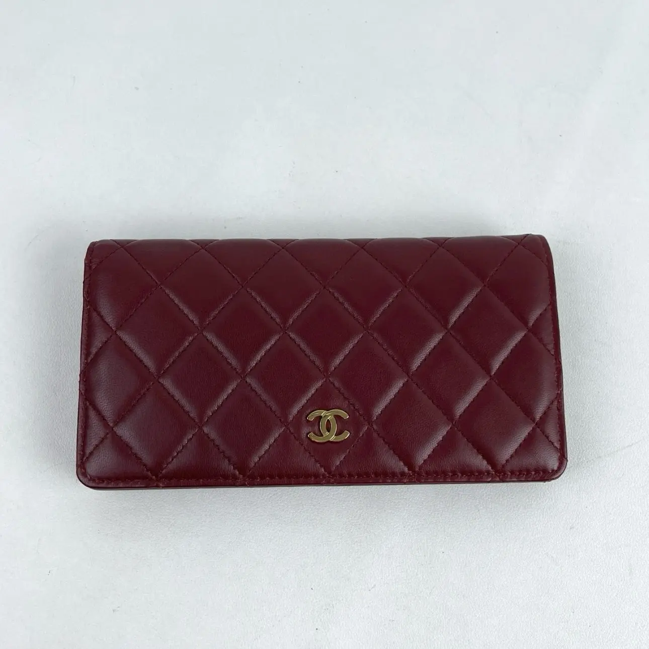 Pre-owned CHANEL Red Quilted Lambskin Long Wallet