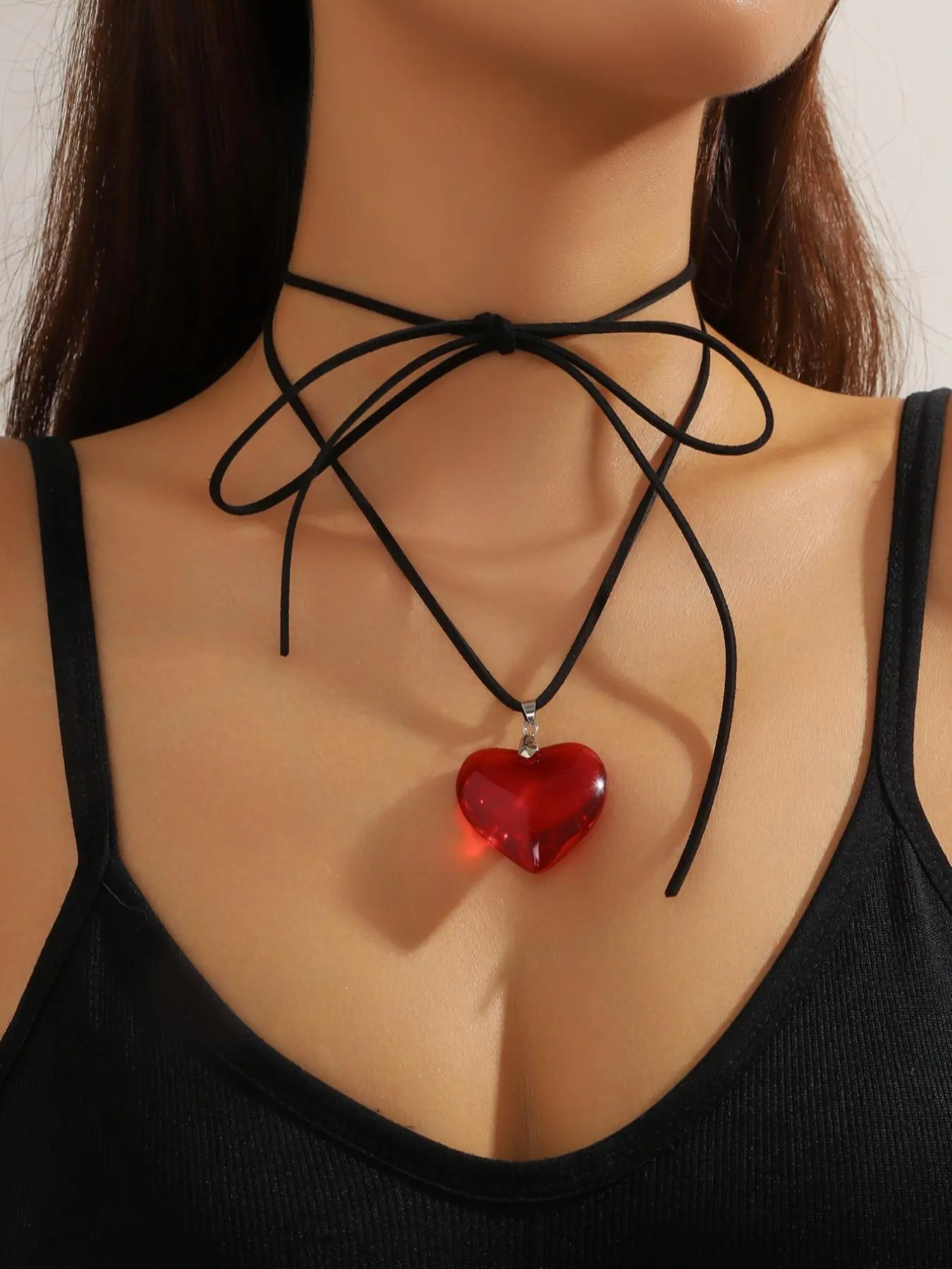 Women's Elegant Heart Shaped Pendant Bow Tie Necklace, Vintage Red Heart Pendant Necklace, Fashionable Jewelry for Daily Wear, Valentine's Day, Gift, Heart Design Necklace, Heart Style Choker