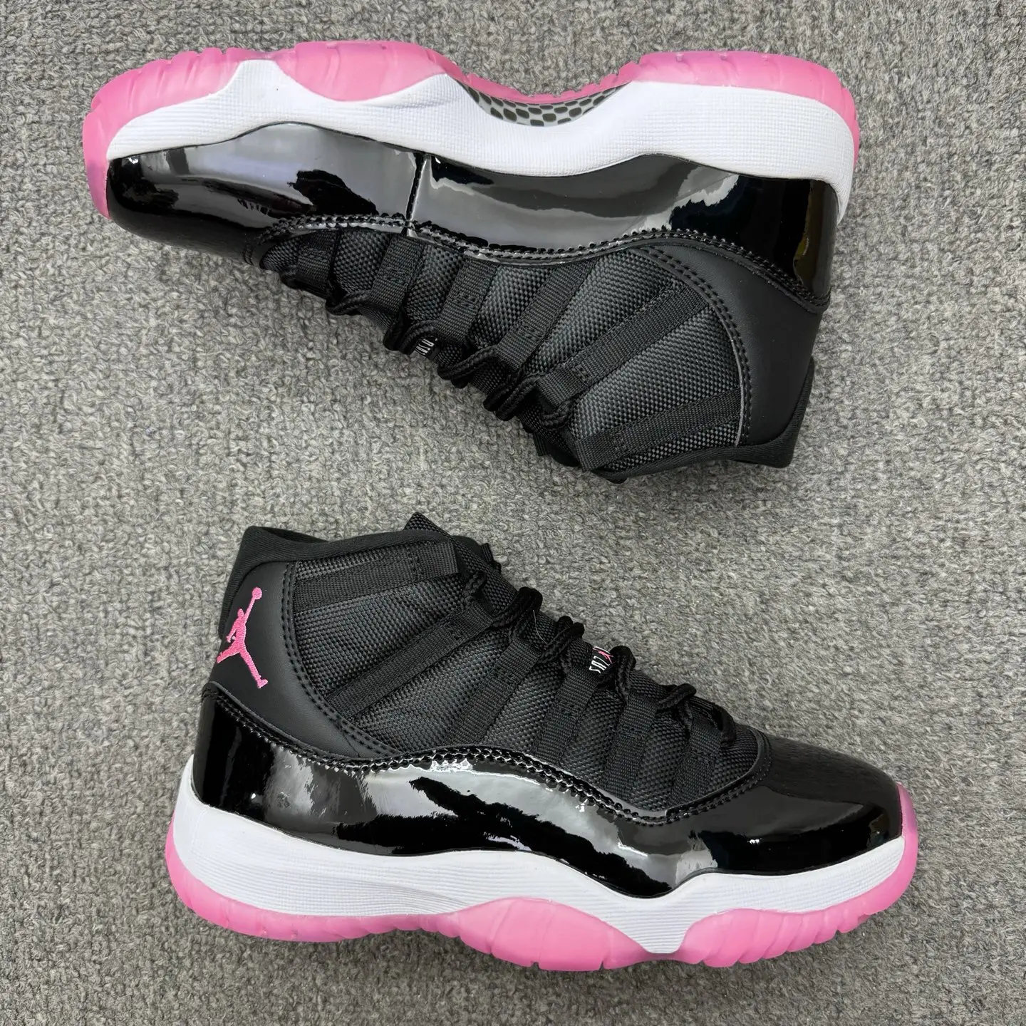 Glossy Black Patent Leather High Top Basketball Sneakers, Breathable Black Woven Mesh Upper Bright Pink Graphic Logo White Cushion Midsole Pink Ridged Anti-Slip Outsole Retro Shiny Finish Street Skate Trainers For Women Girls