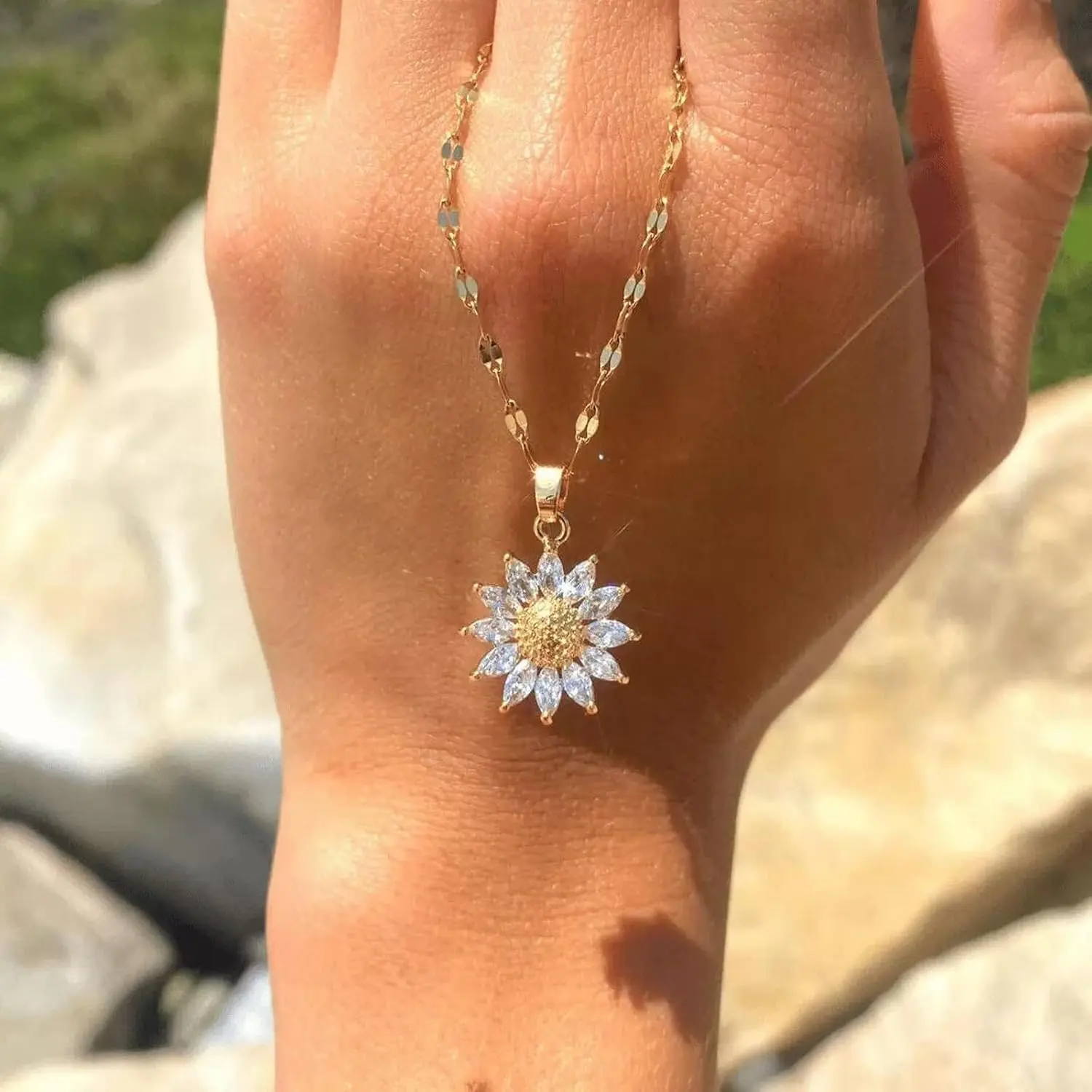 Sicbumi Dainty Sunflower Zircon Necklace For Women 14K Gold Plated Adjustable Link Daisy Necklace with Cubic Zirconia Petals for Everyday Wear