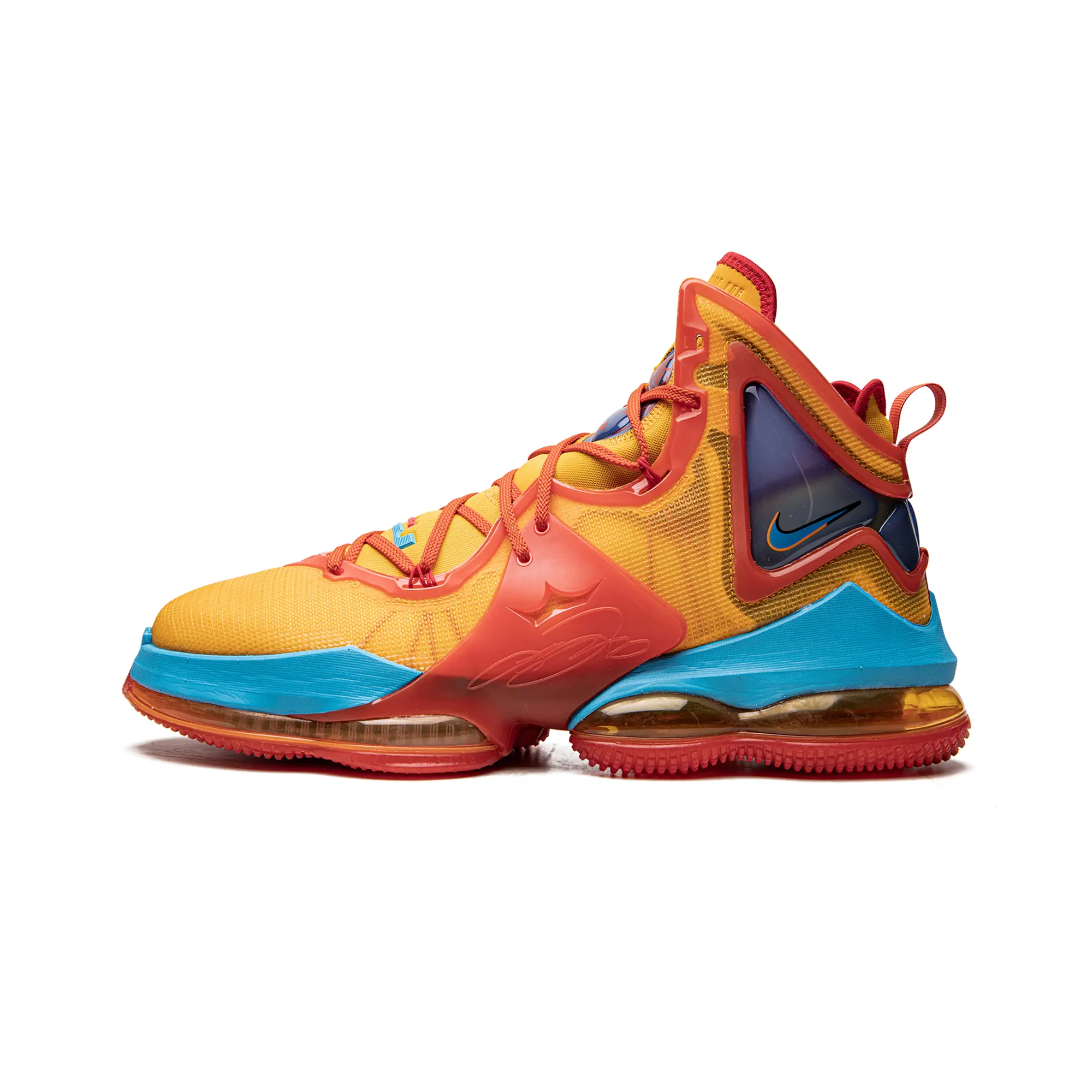 LEBRON XIX "Space Jam - Tune Squad" DC9338 800