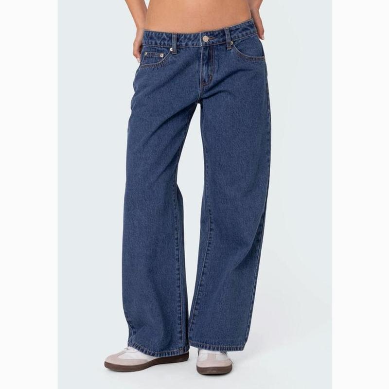 Petite Raelynn Washed Low Rise Jeans