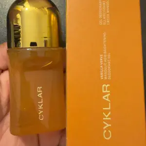 Vanilla Verve - Mandelic Acid Brightening Deodorant Gel