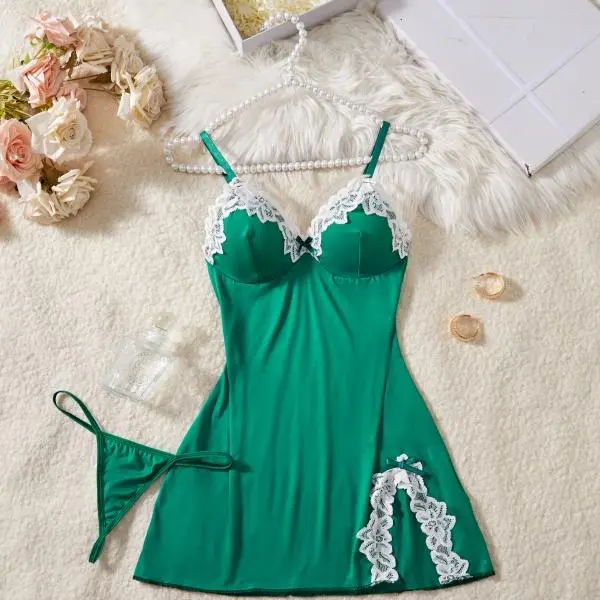 GREEN
