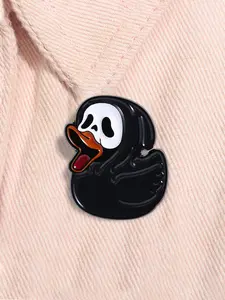 Halloween Grim Reaper Duck Enamel Pin Cartoon Animal Spooky Season Metal Brooch Lapel Backpack Badge Jewelry Accessories Gift for Friends