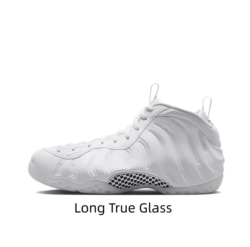 If you wanna own eye-catching kicks, don’t sleep on this gem