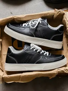 1 Pair Men's Black & White Minimalist Casual Sneakers, Classic Stylish Leather, Comfortable, Daily & Light Business Wear
