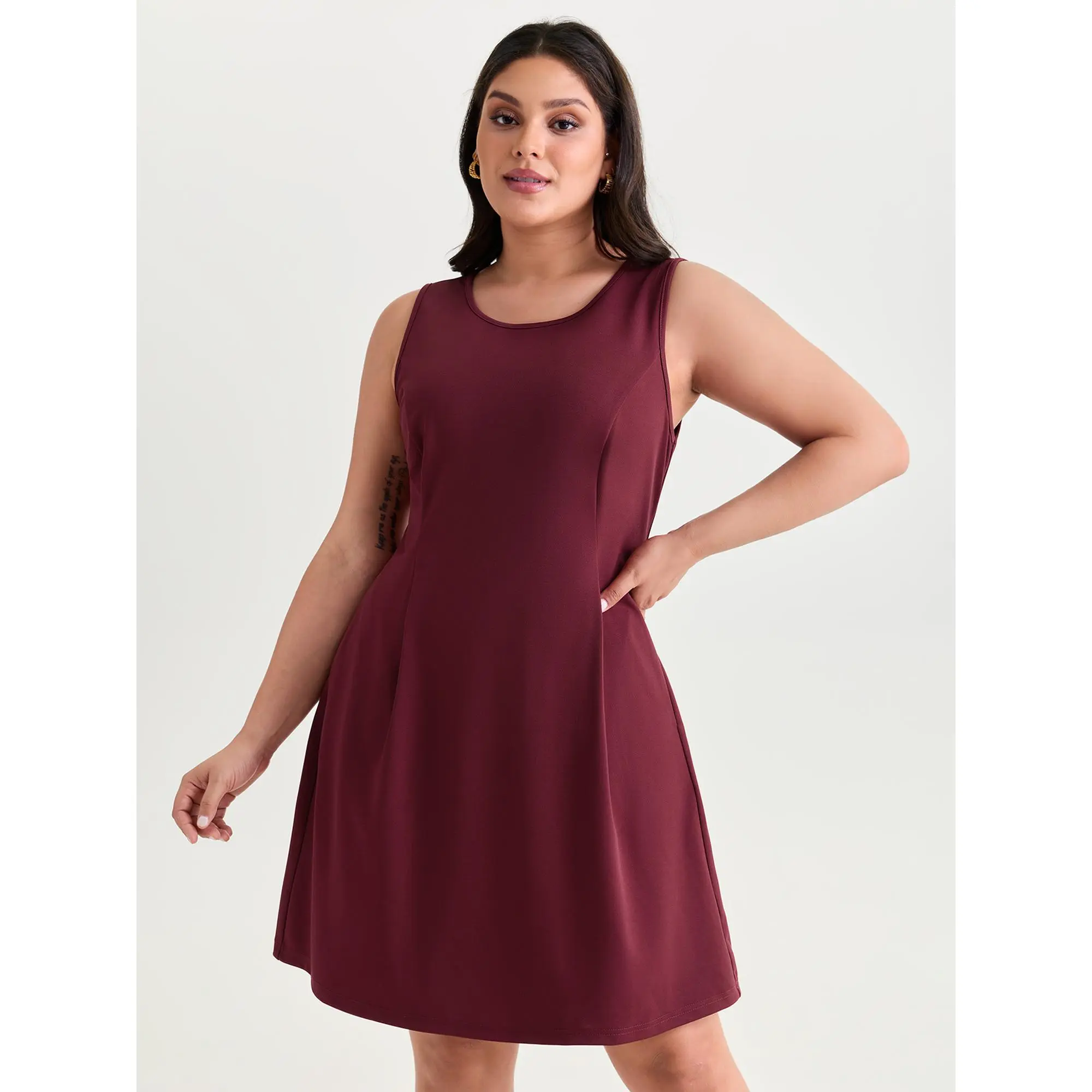 BLOOMCHIC Women's Curvy Poly-Spandex Fabric Sleeveless Midi Dress [M-6X] - 2026 Summer Swimweek Style, Low Iron, Minimalist Pocket, Casual/Going Out, Tummy-Flattering Burgundy, Spotlight Deal, Elastane, Curvy Dresses Plus Size