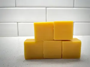 Coconut + Pure Beeswax Candle Melts