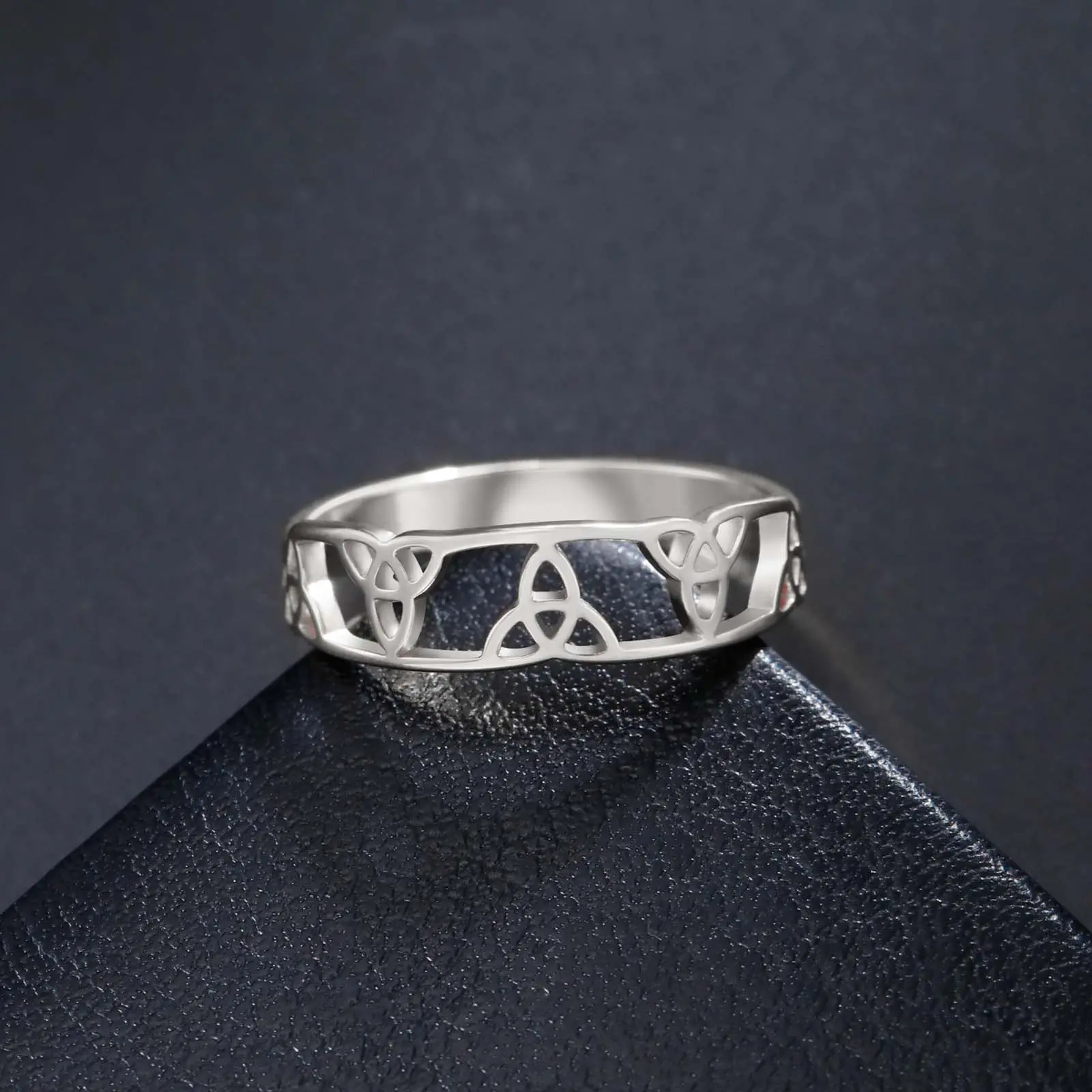 Boho Style Witch Knot Ring, Unisex Stainless Steel Celtic Protection Charm, Minimalist Daily Wear Jewelry, Available in Multiple Sizes, Boho Style Rings, Magic, Female