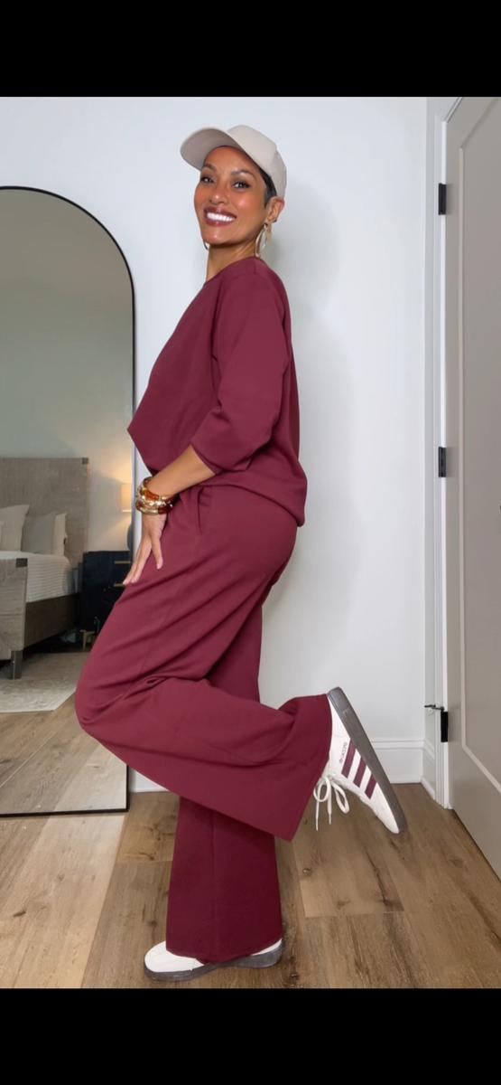 Item: Burgundy, S/M(US4/6/8)