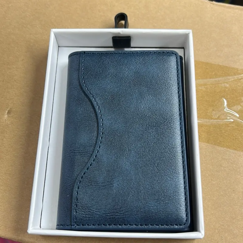 Leather wallet of MagSafe