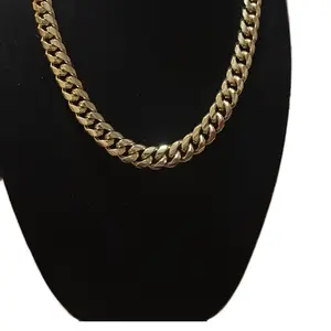 18 k gold plated Gold Cuban Link 22 in Necklace - Thick Chain for Everyday Wear - Fashionable Jewelry for Men Women