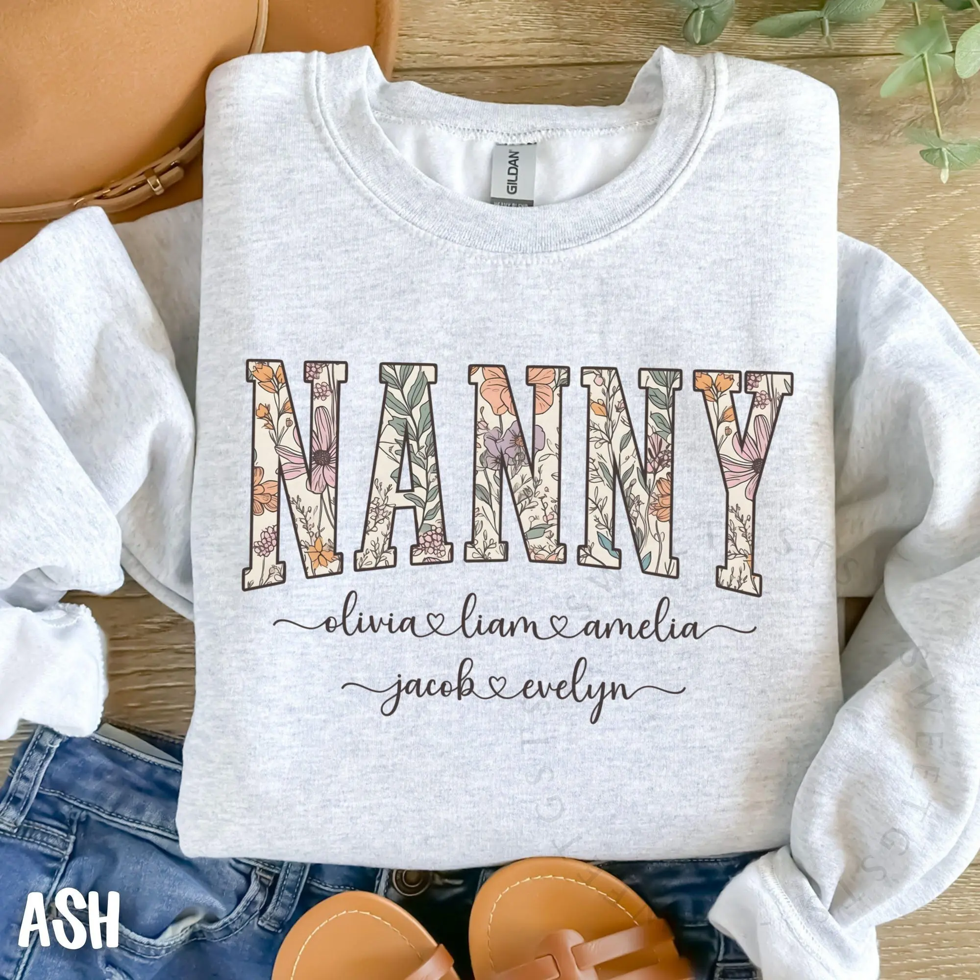 Custom Nanny Sweatshirt with Kids Names, Personalized Gift for Nanny, New Nanny Gift, Pregnancy Reveal to Grandma