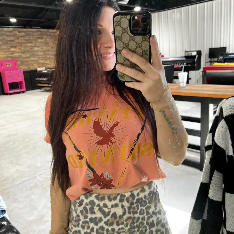 Lyn Skyn tshirt