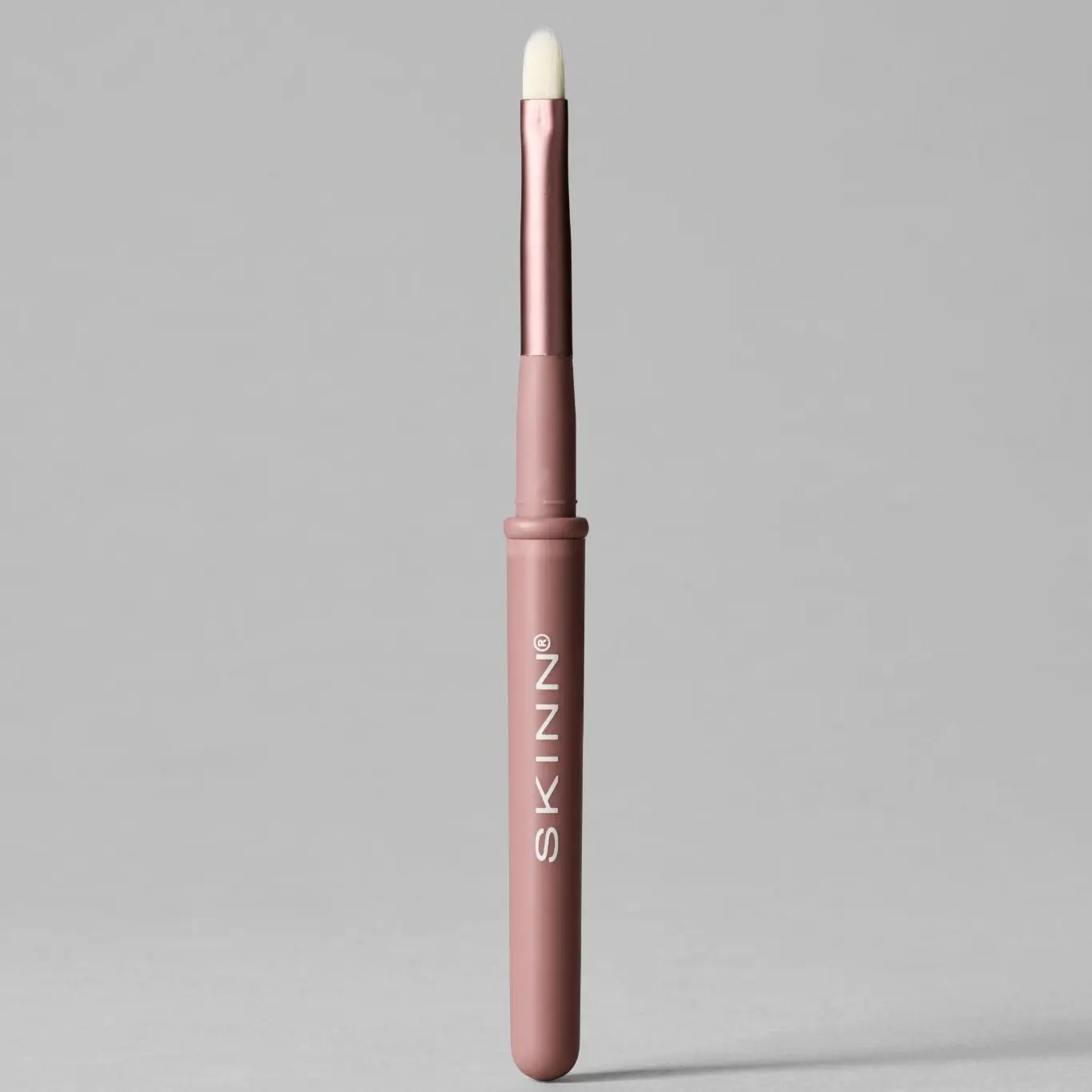 SKINN Cosmetics Lip Brush - Makeup Tool with Soft Grip and Durable Design for Effective Application SKINN Cosmetics Lip Brush - Makeup Tool with Soft Grip and Durable Design for Effective Application